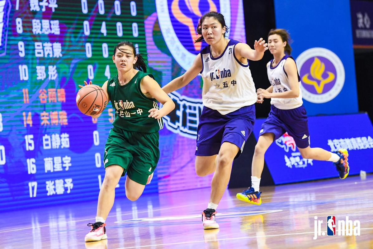 剑南春丨尤文0-0都灵，帕莱亚里多次扑救，小西蒙尼进球无效